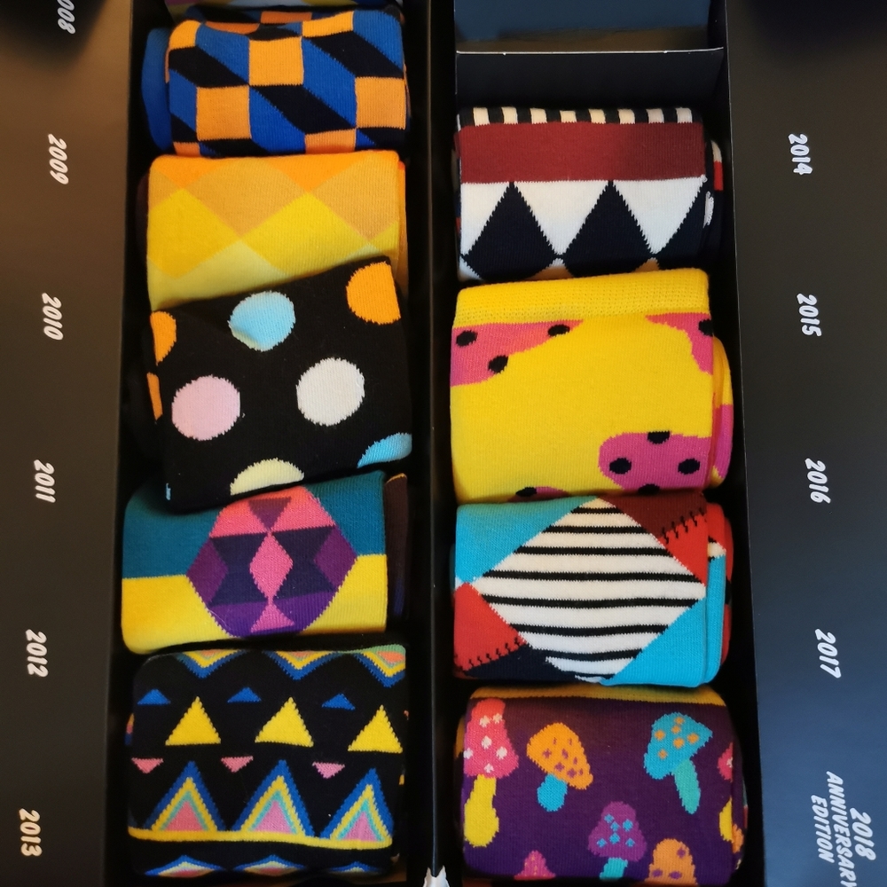 9 pair of Man's Happy Socks